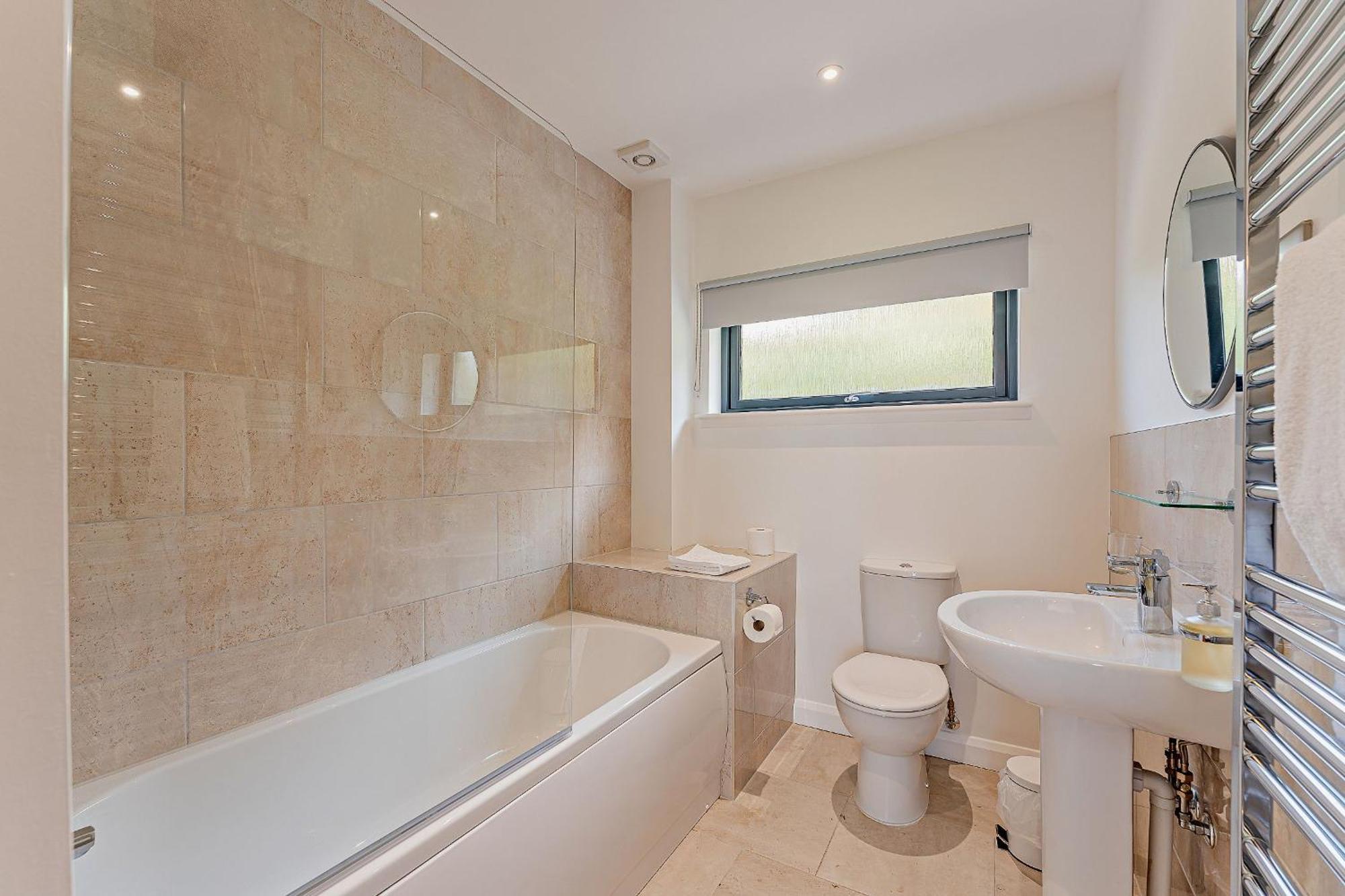 18 - 3 Bedroom - Lp Holiday home