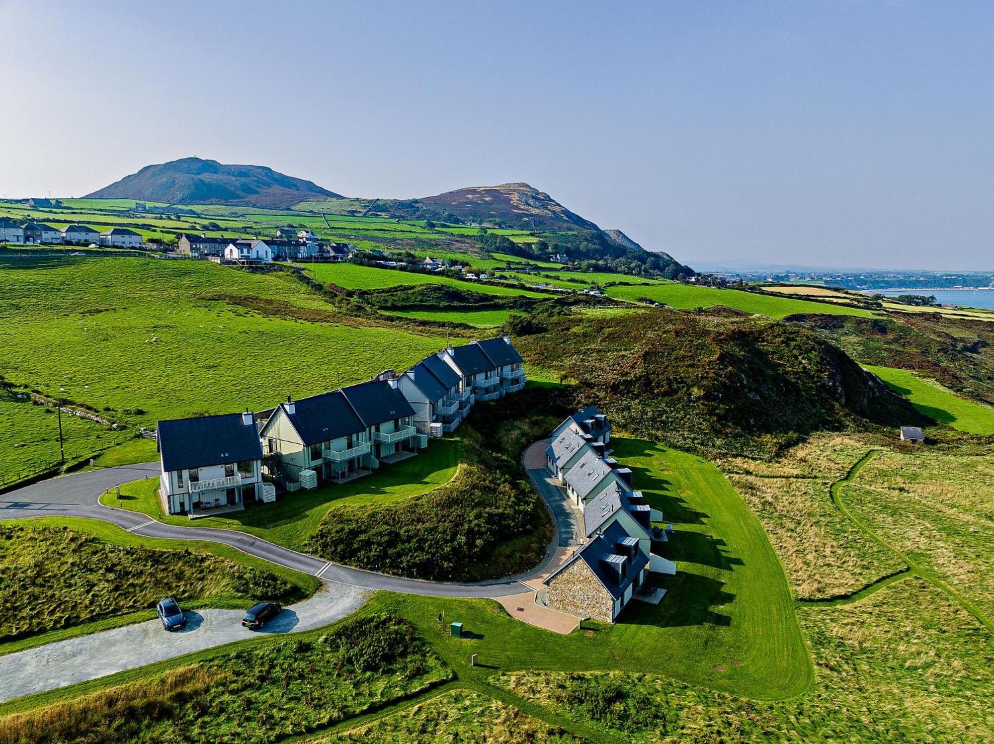 18 - 3 Bedroom - Lp Pwllheli